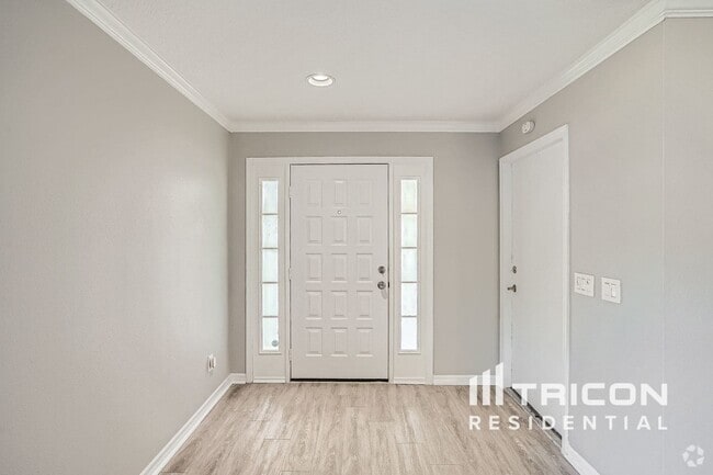 Building Photo - 1648 Harbor Oaks Dr Rental
