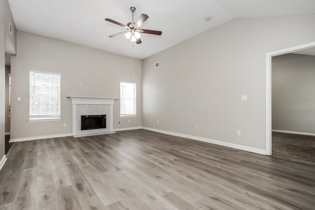 172 Regency Park Dr