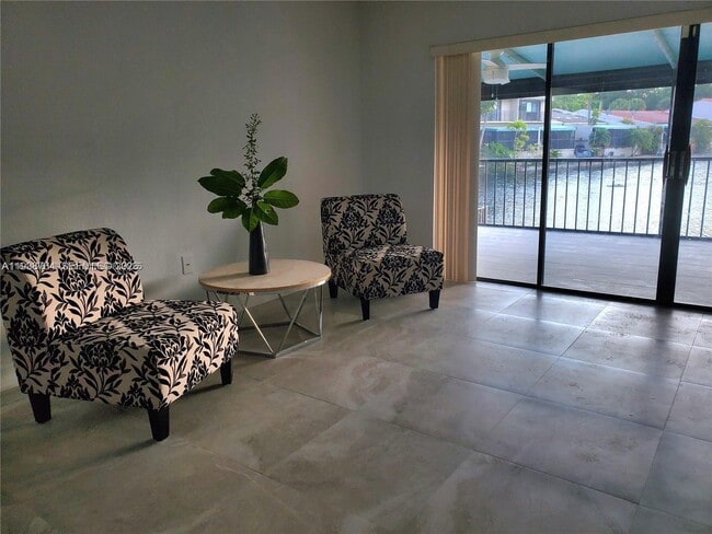 Photo - 8350 Dundee Terrace