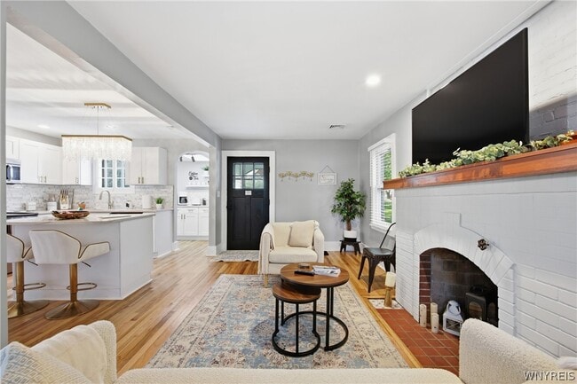 Photo - 528 Ward Rd
