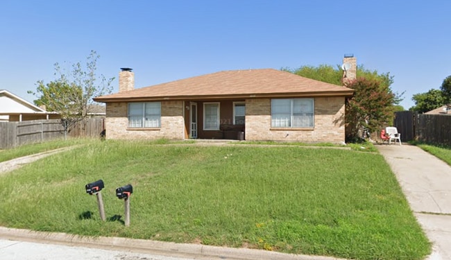 Building Photo - Great 2 Bedroom for Quick Move In Rental