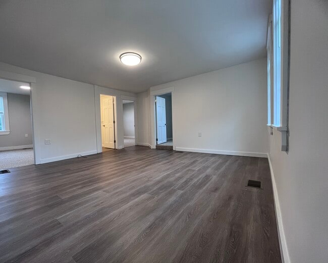 Photo - 792 Mudgett Rd