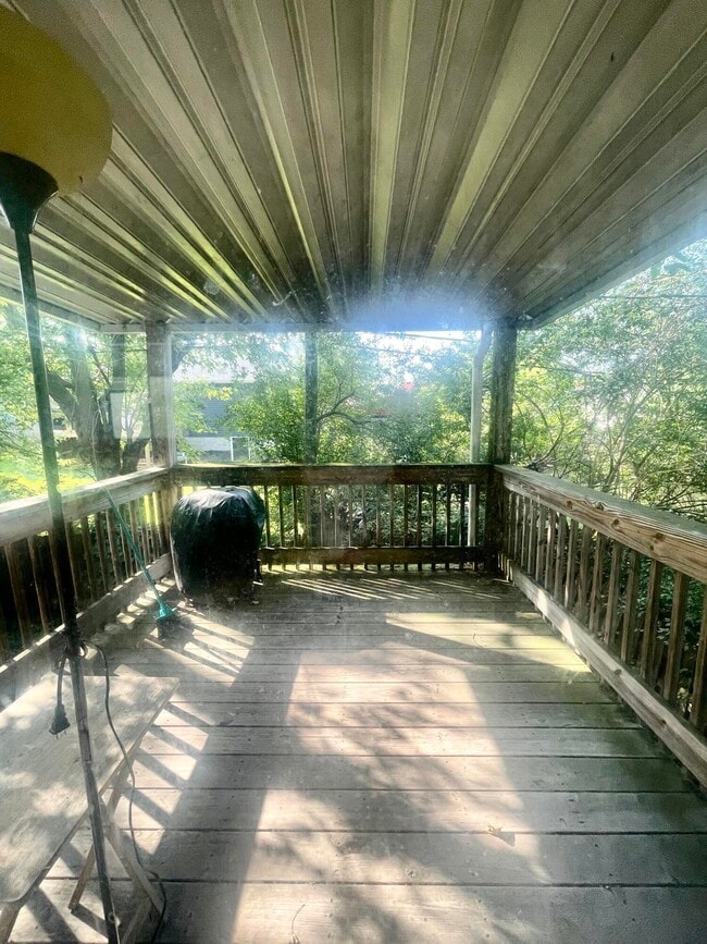 Photo - 452 Larkwood Dr