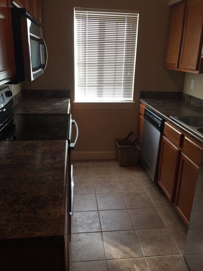 Photo - Amazing Renovated 1 Bedroom Condo in University Heights