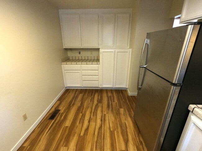 Photo - SPACIOUS 3 BED  2.5 BATH END UNIT TOWNHOME IN SAN MARIN VALLEY