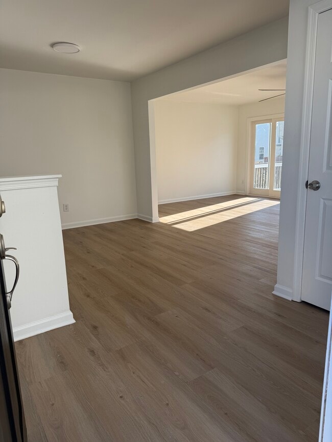 Photo - 517 Aidone Dr