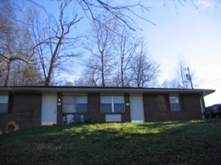 47-49 Topper Lane - 47-49 Topper Lane House