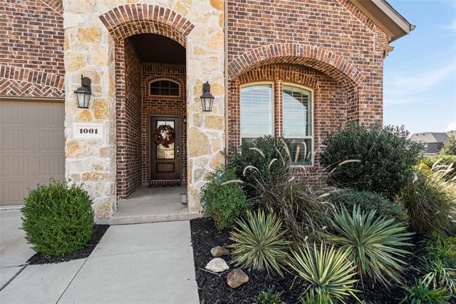 Photo - 1001 Berry St