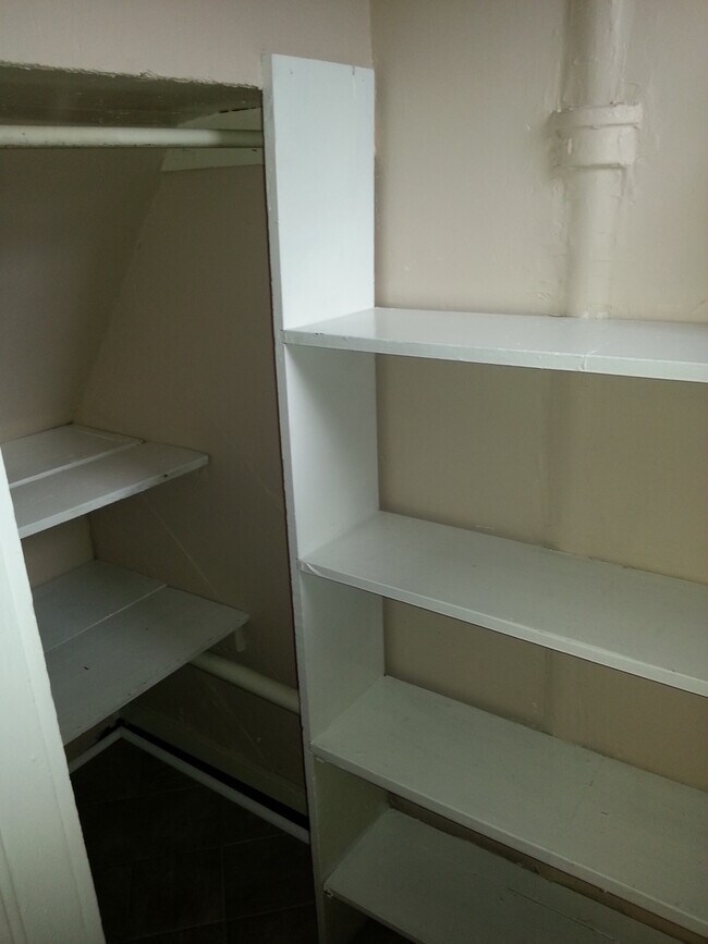 Photo - 128 E Davenport St Unidad 128-01 (Upper)