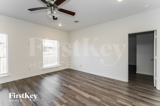 Photo - 7308 Parkside Pl Dr