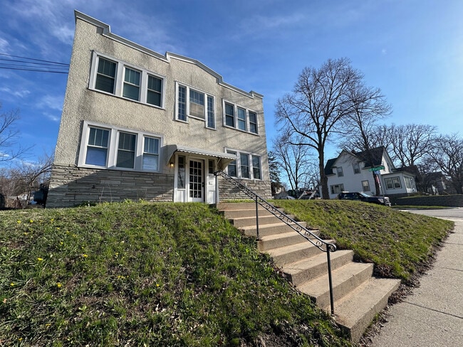 Photo - 1221 29th Avenue Northeast Apartments Unit #2