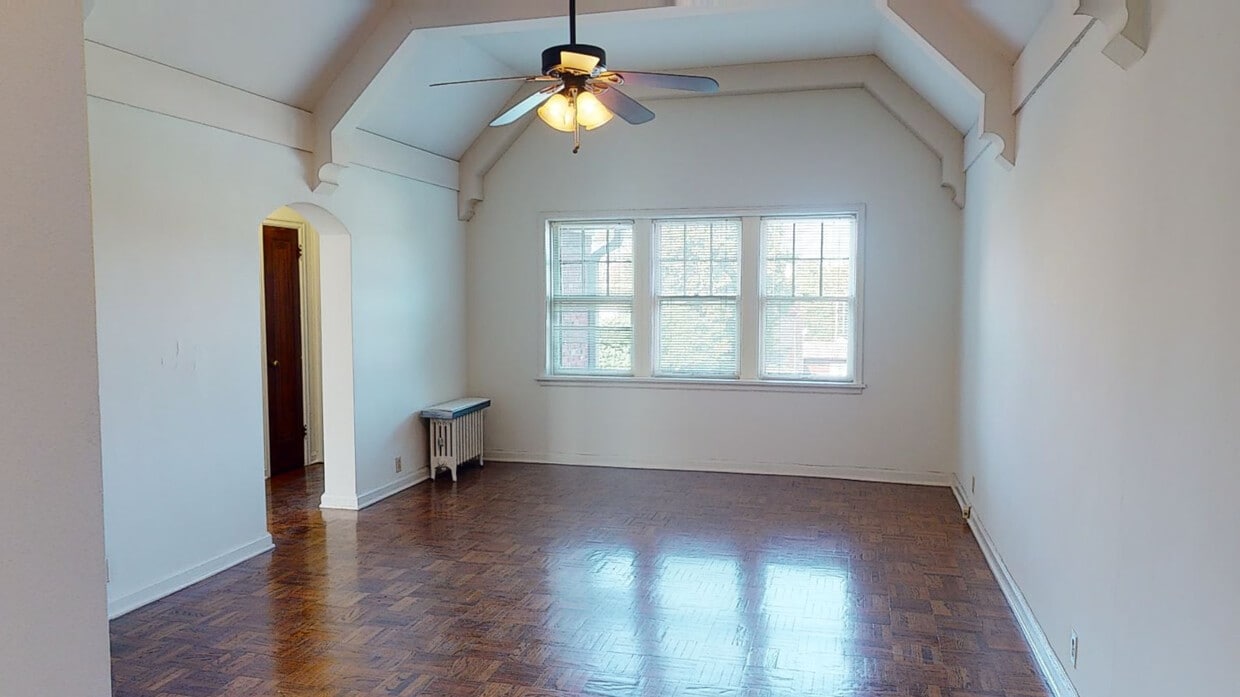 Photo - MarCon Blackstone Apartments