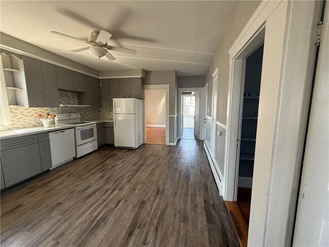 Photo - 10 Knight St