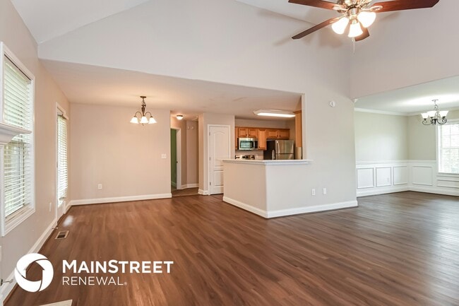 Photo - 3823 Refinement Way