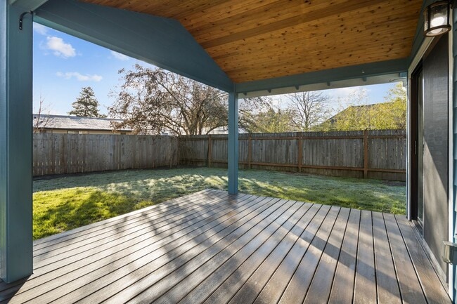 Photo - Ranch-Style 3 Bed / 2 Bath Single-Level Home in Hillsboro