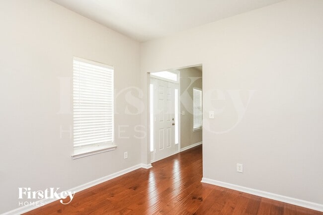 Photo - 10519 Meadow Crossing Ln