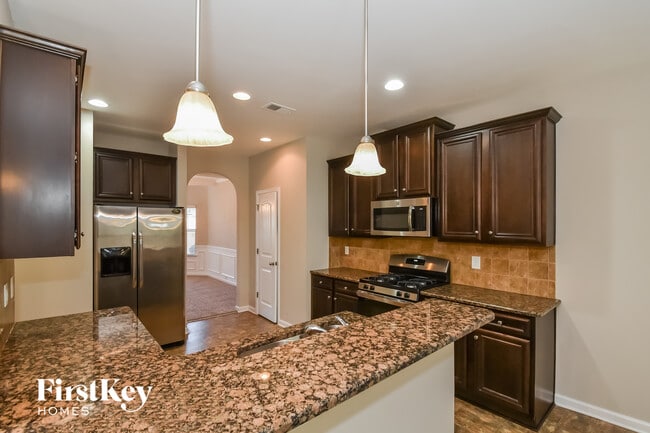 Photo - 6709 Oak Hill Pl