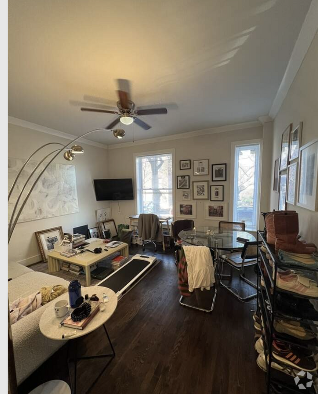 Building Photo - 2907 N Mildred Unit 3 Rental