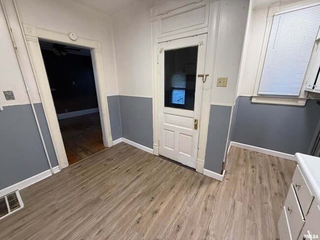 Photo - 2635 N Missouri Ave