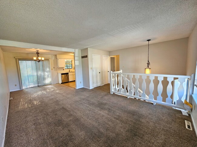 Photo - 10904 Mckinley Dr House
