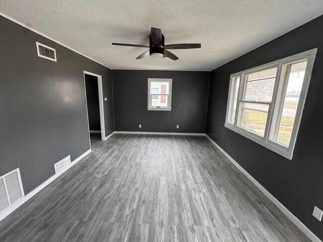 Photo - Cozy 2-Bedroom Home In a Peaceful Neighborhood!