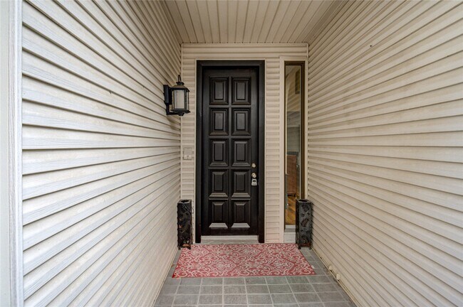 Photo - 2527 Potomac Dr Unit D