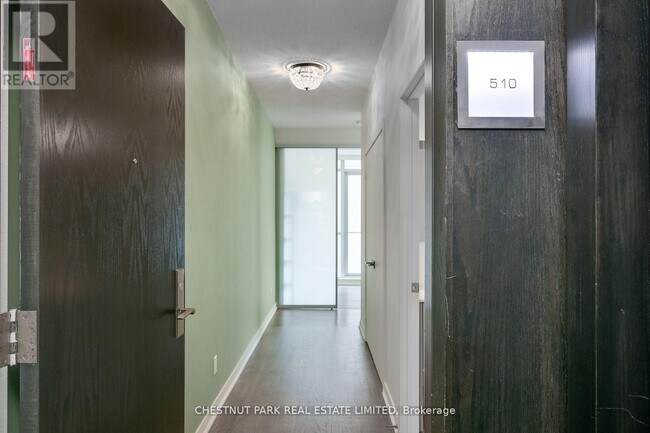 Photo - 770 Bay St. Unité 510