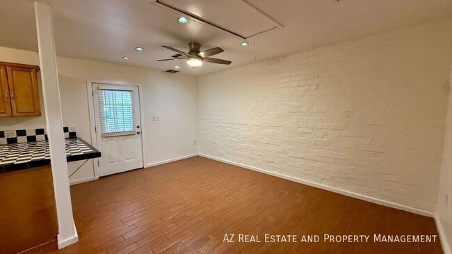 Photo - 4618 N 12th Pl