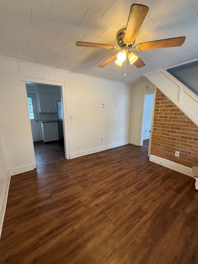 Photo - Single Family 3 Bedroom - Half Off 1st Months Rent