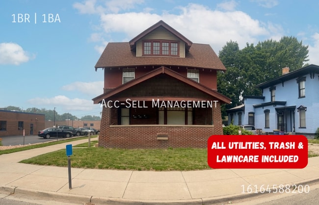 Building Photo - 1571 Plainfield Ave NE Unit #1