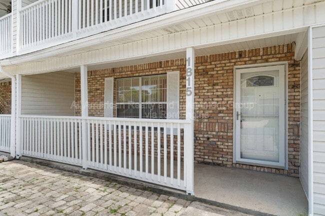 Photo - 1815 Pointed Leaf Ln