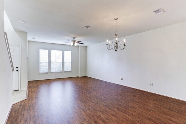 Photo - 8034 Grow Ln