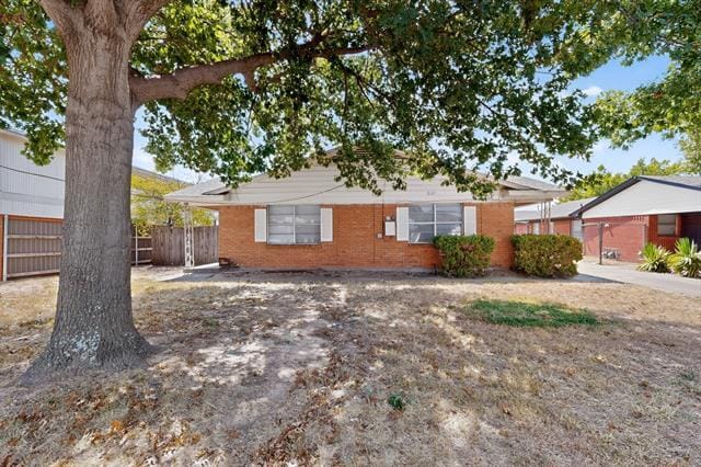 222 W Union Bower Rd