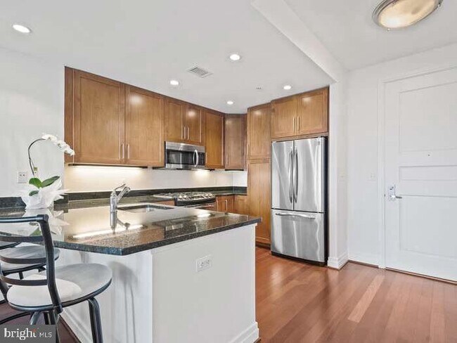 Photo - 8220 Crestwood Heights Dr Unit 814