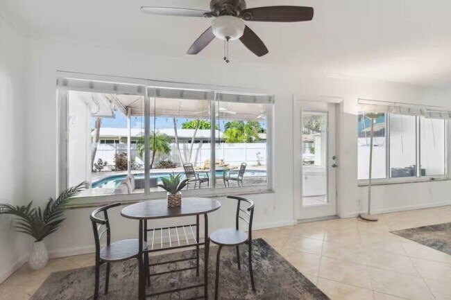 Photo - 1925 NE 29th Ct