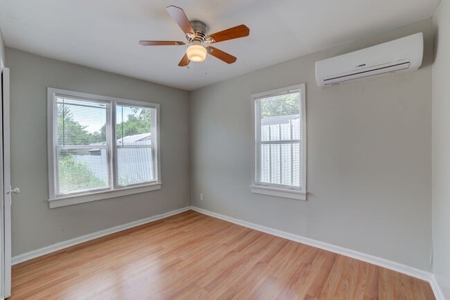 Photo - 1020 E Apache St
