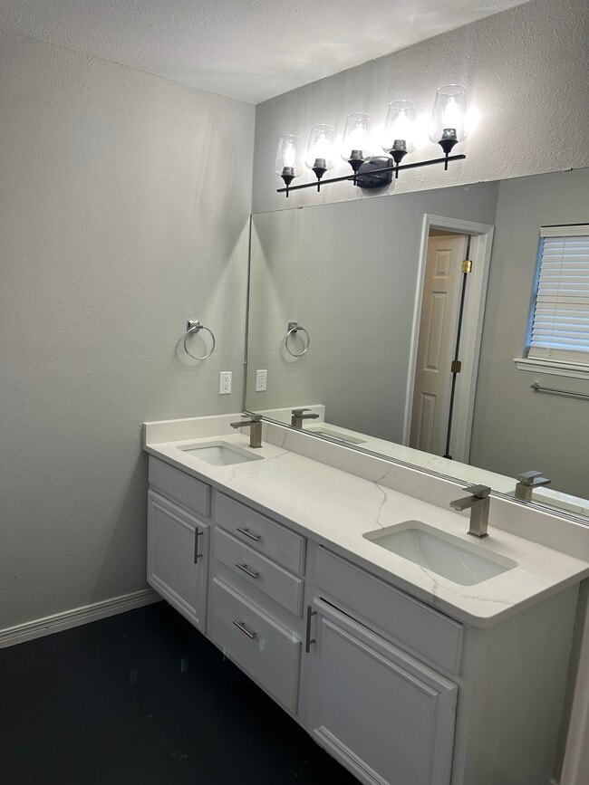 Photo - 111391 S 4179 Rd Unit 111391