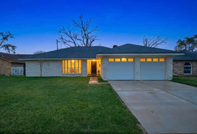 Photo - 1201 Sandpiper Dr