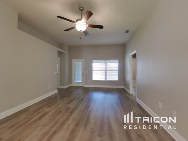 Photo - 387 Buchannan Dr Casa