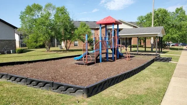 Photo - 1900 Snows Mill Ave