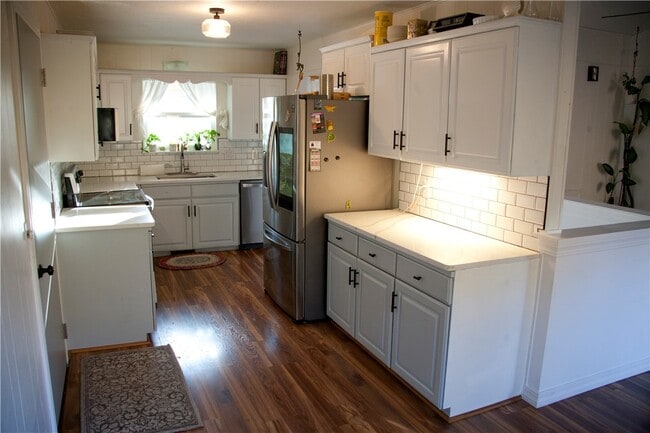 Photo - 34 Basore Dr