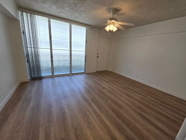 Photo - Fern Terrace - Renovated 2/2/1 with spacious lanai and washer/dryer in unit! Unit 102