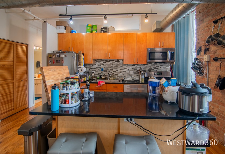 Photo - 420 S Clinton St-201