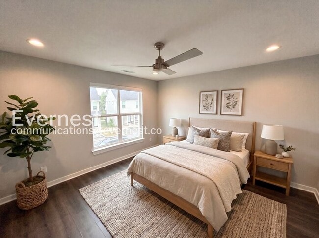 Photo - 206 Jeffries Wy
