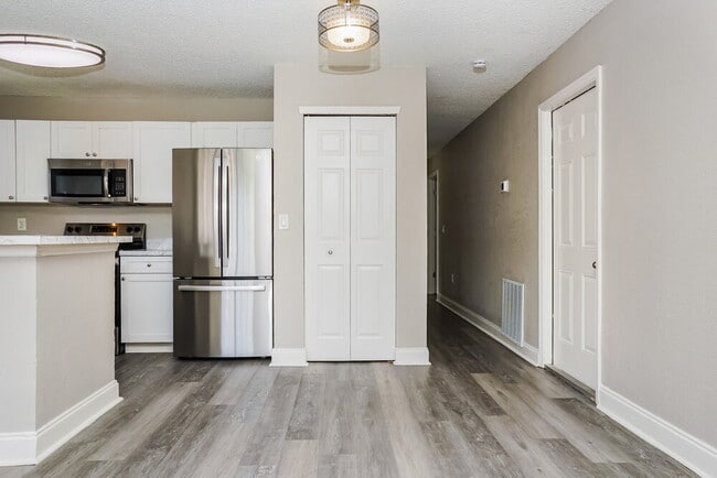 Photo - 1616 27th Ave E