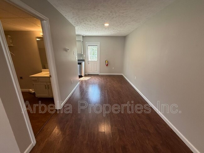 Photo - 2637 US-11W Unit Apt 13