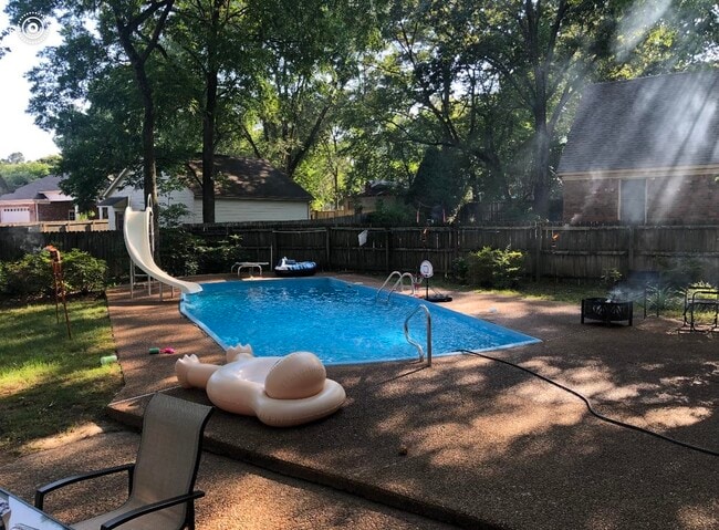 Photo - 8105 Savannah Way