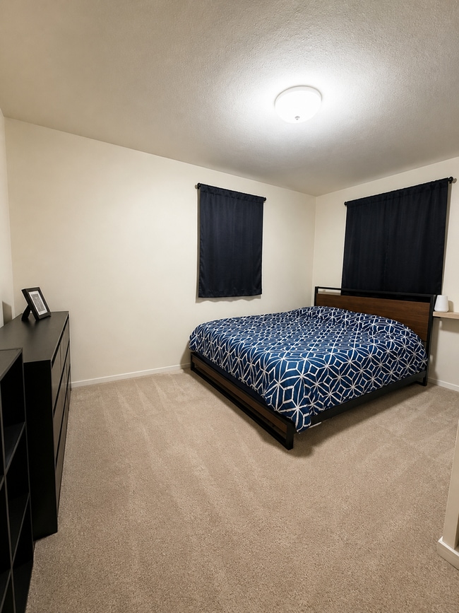 Photo - 3 bedroom 1.5 bathroom home for rent in Belleville