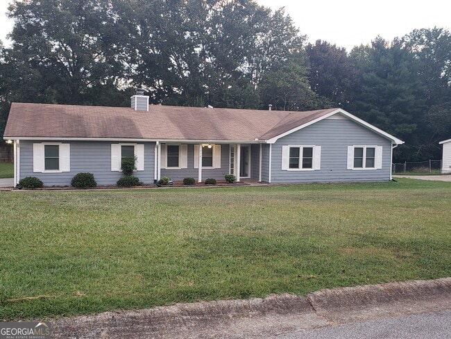 Photo - 512 Greenview Ave SE House