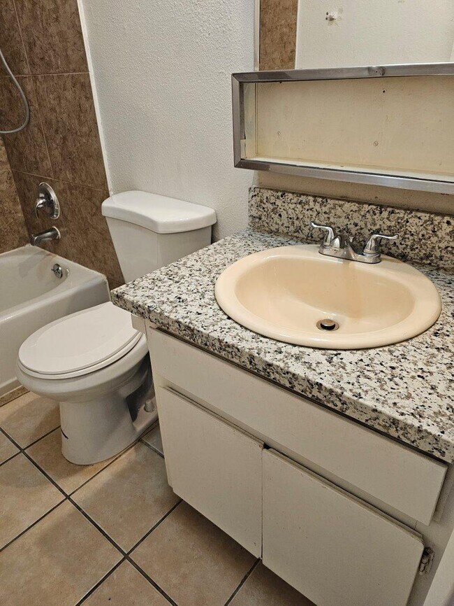 Photo - 2428 Statz St Unit Statz B